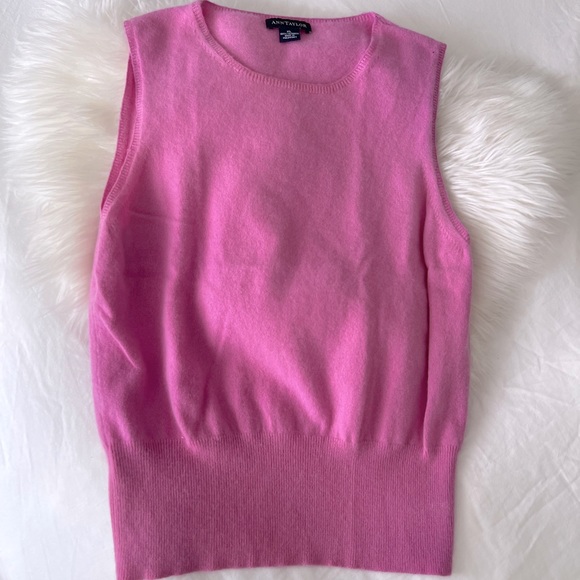 Ann Taylor 100% cashmere sweater vest - Picture 2 of 4